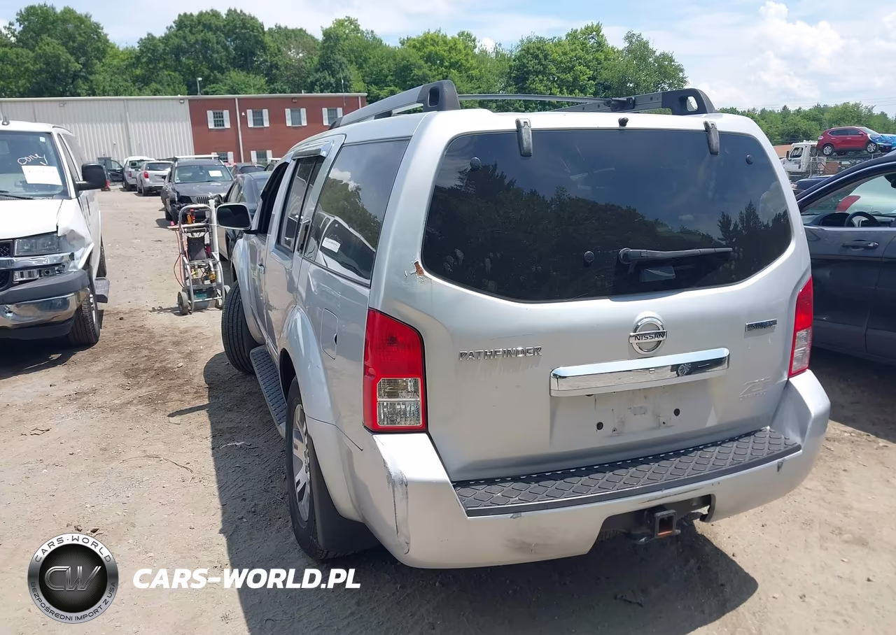 2011 Nissan Pathfinder Silver VIN:5N1AR1NB7BC627883 - 3