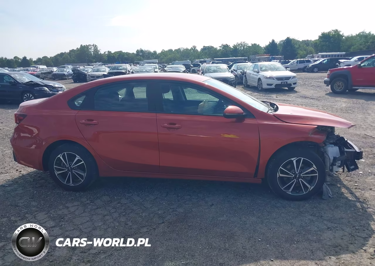 2023 Kia Forte Lxs VIN:3KPF24ADXPE571297 - 14