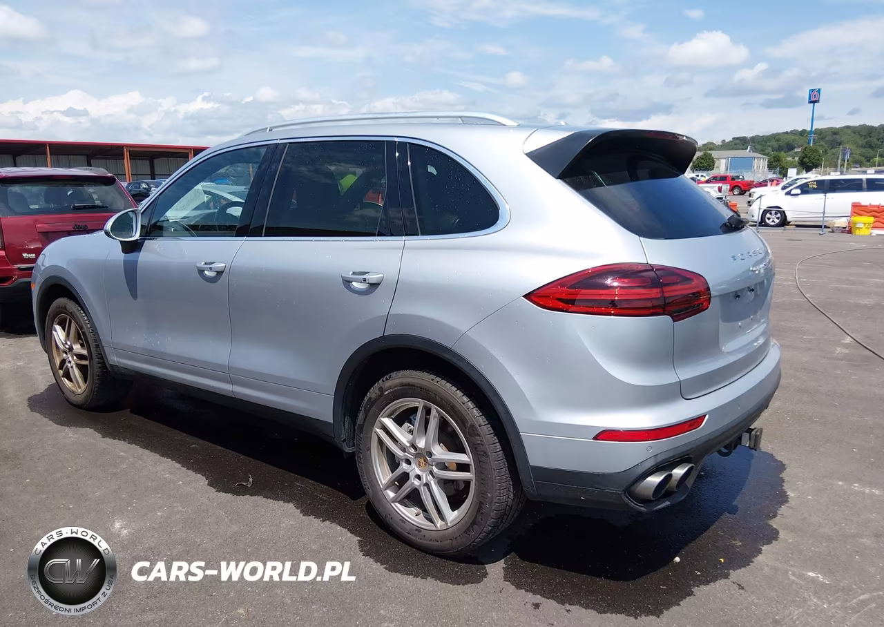 2015 Porsche Cayenne S VIN:WP1AB2A22FLA59874 - 3