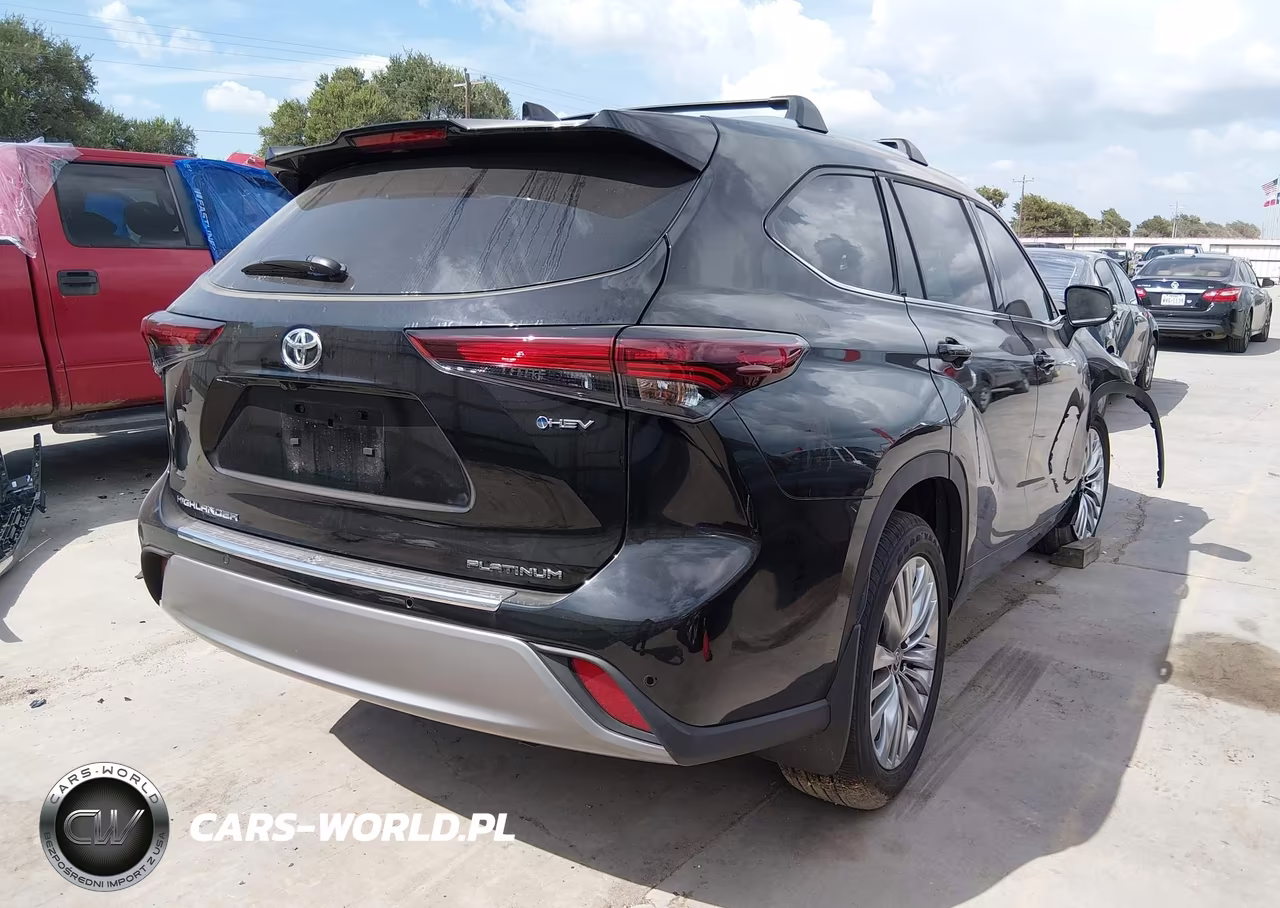 2026 Toyota Highlander Hybrid Platinum VIN:5TDEBRCH9TS721232 - 4