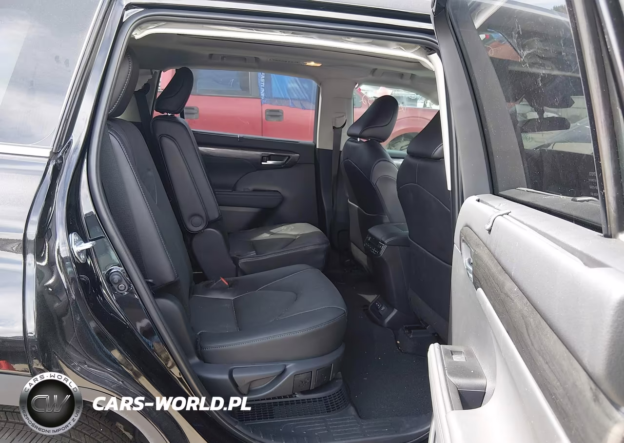 2026 Toyota Highlander Hybrid Platinum VIN:5TDEBRCH9TS721232 - 8