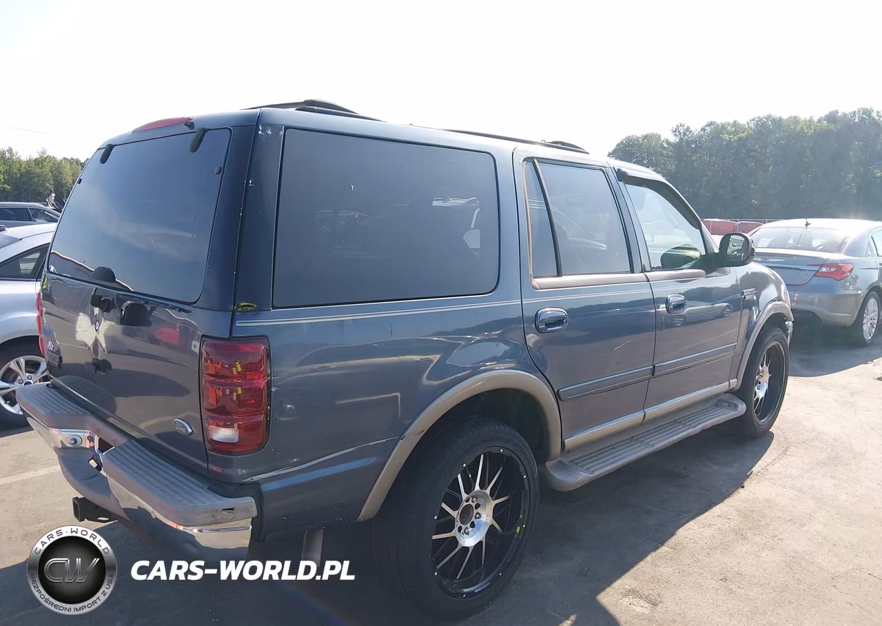 2000 Ford Expedition Eddie Bauer VIN:1FMPU18L8YLA02351 - 4
