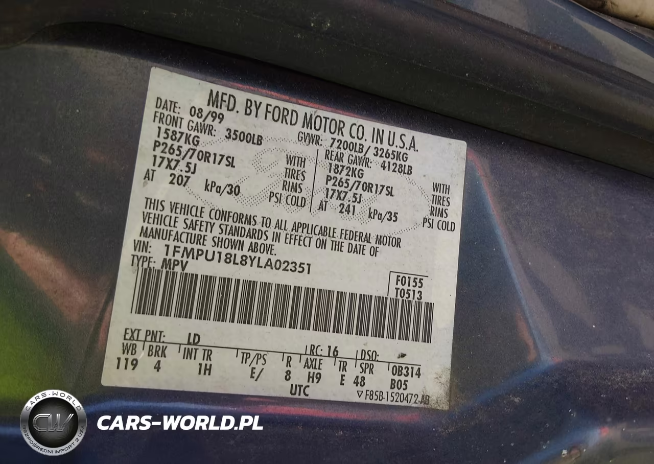 2000 Ford Expedition Eddie Bauer VIN:1FMPU18L8YLA02351 - 9