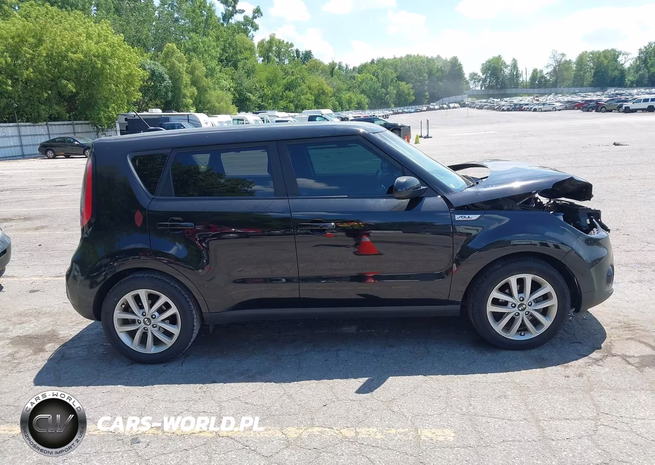 2018 Kia Soul + VIN:KNDJP3A54J7513336 - 13