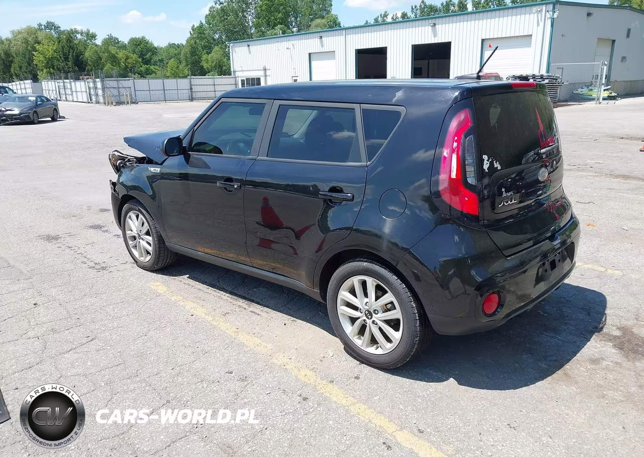 2018 Kia Soul + VIN:KNDJP3A54J7513336 - 3