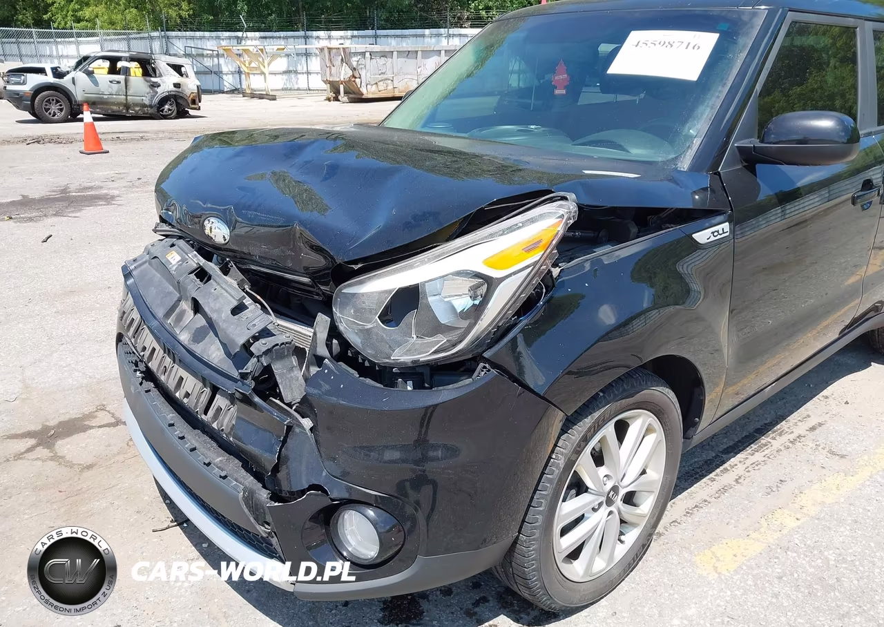2018 Kia Soul + VIN:KNDJP3A54J7513336 - 6