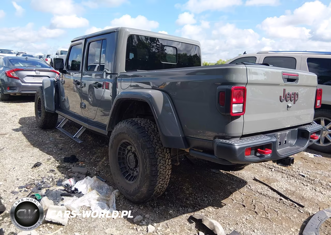 2021 Jeep Gladiator Rubicon 4X4 VIN:1C6JJTBG3ML616154 - 3