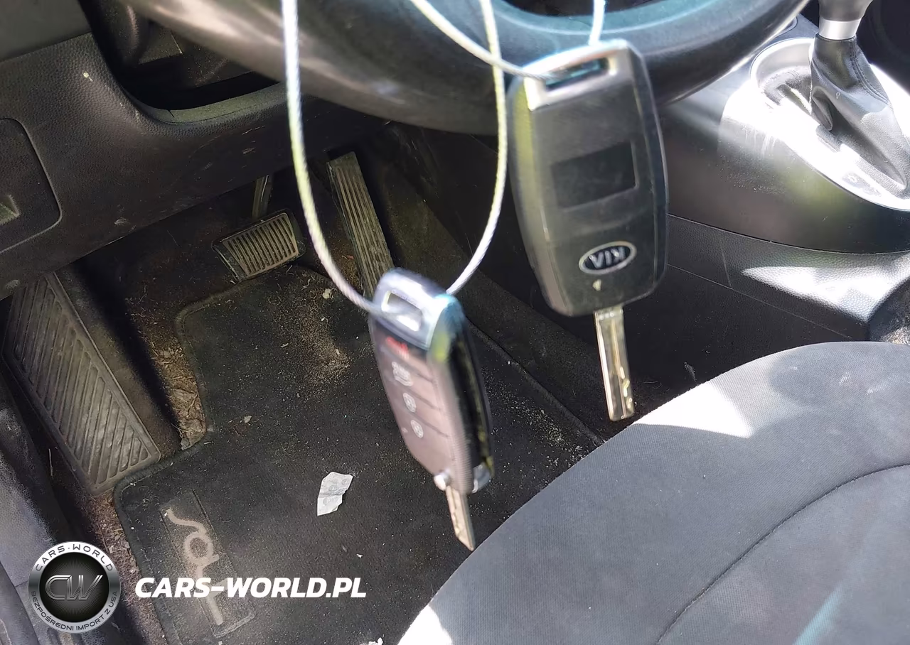 2014 Kia Soul VIN:KNDJN2A23E7741954 - 11