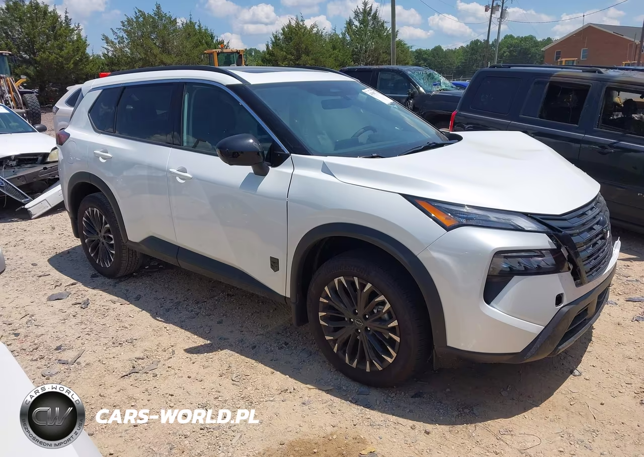 2026 Nissan Rogue Dark Armor