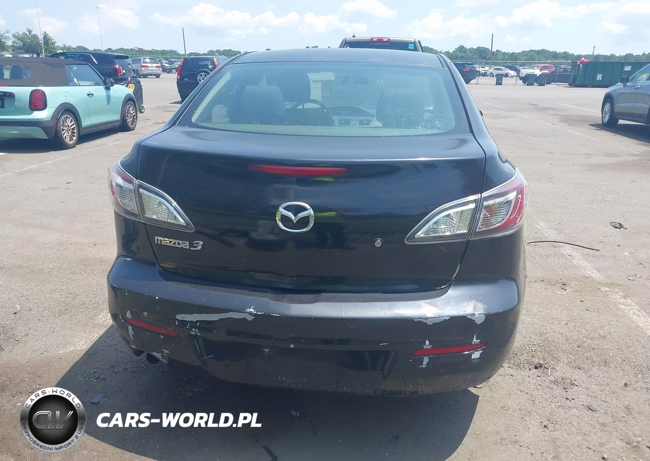 2012 Mazda Mazda3 I Sport VIN:JM1BL1UG3C1510211 - 16