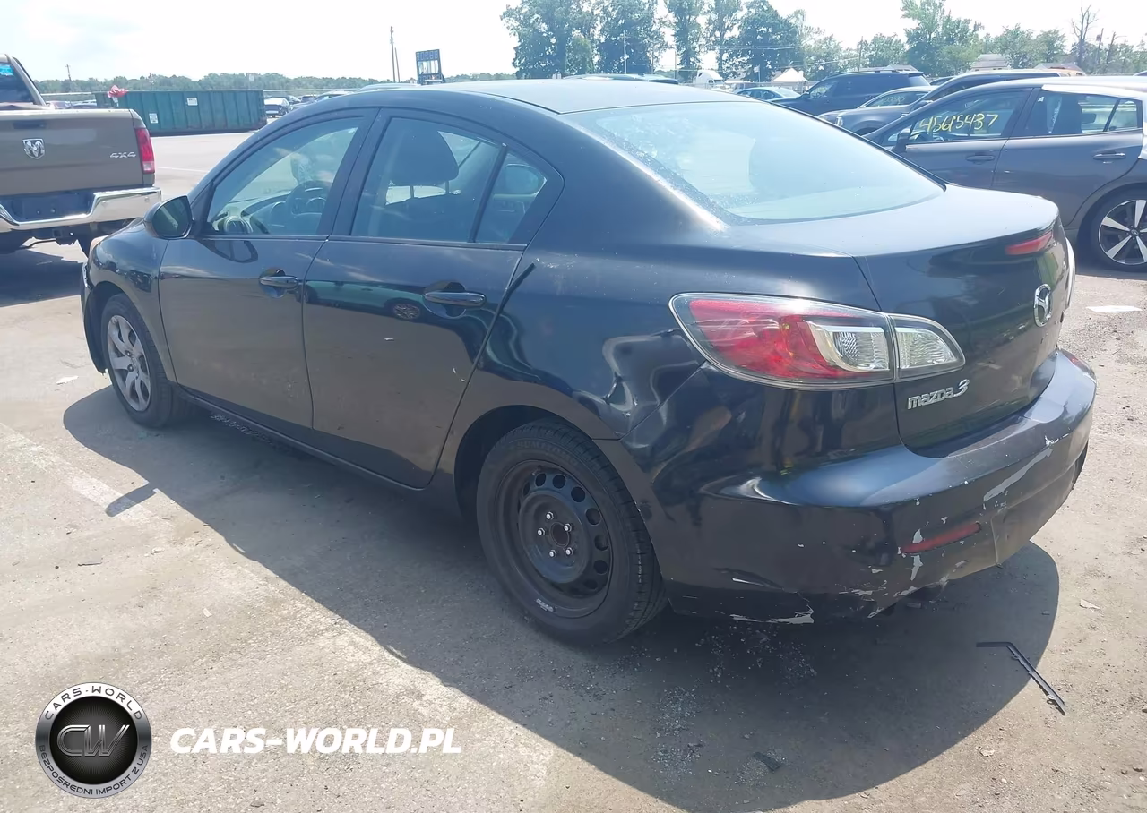 2012 Mazda Mazda3 I Sport VIN:JM1BL1UG3C1510211 - 3