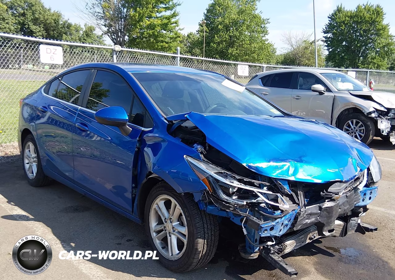 2017 Chevrolet Cruze Lt Auto – zdjęcie 1 z 16