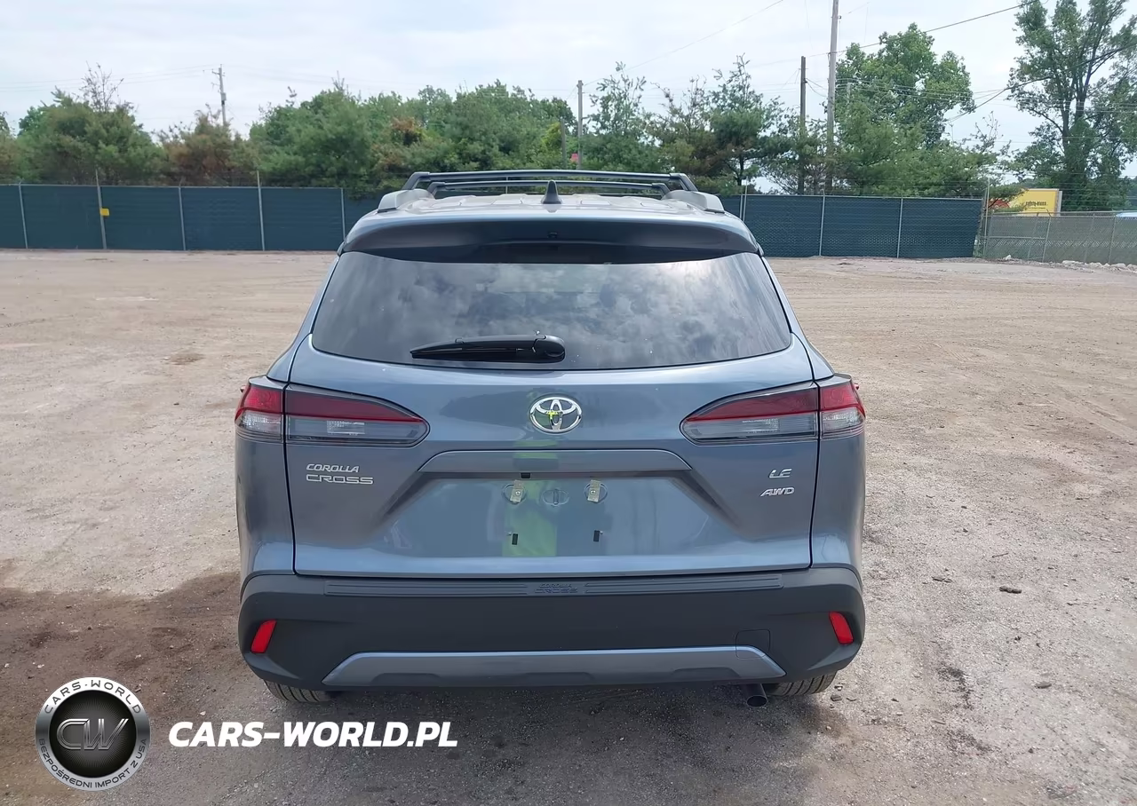 2026 Toyota Corolla Cross Le VIN:7MUCAABGXTV190083 - 17
