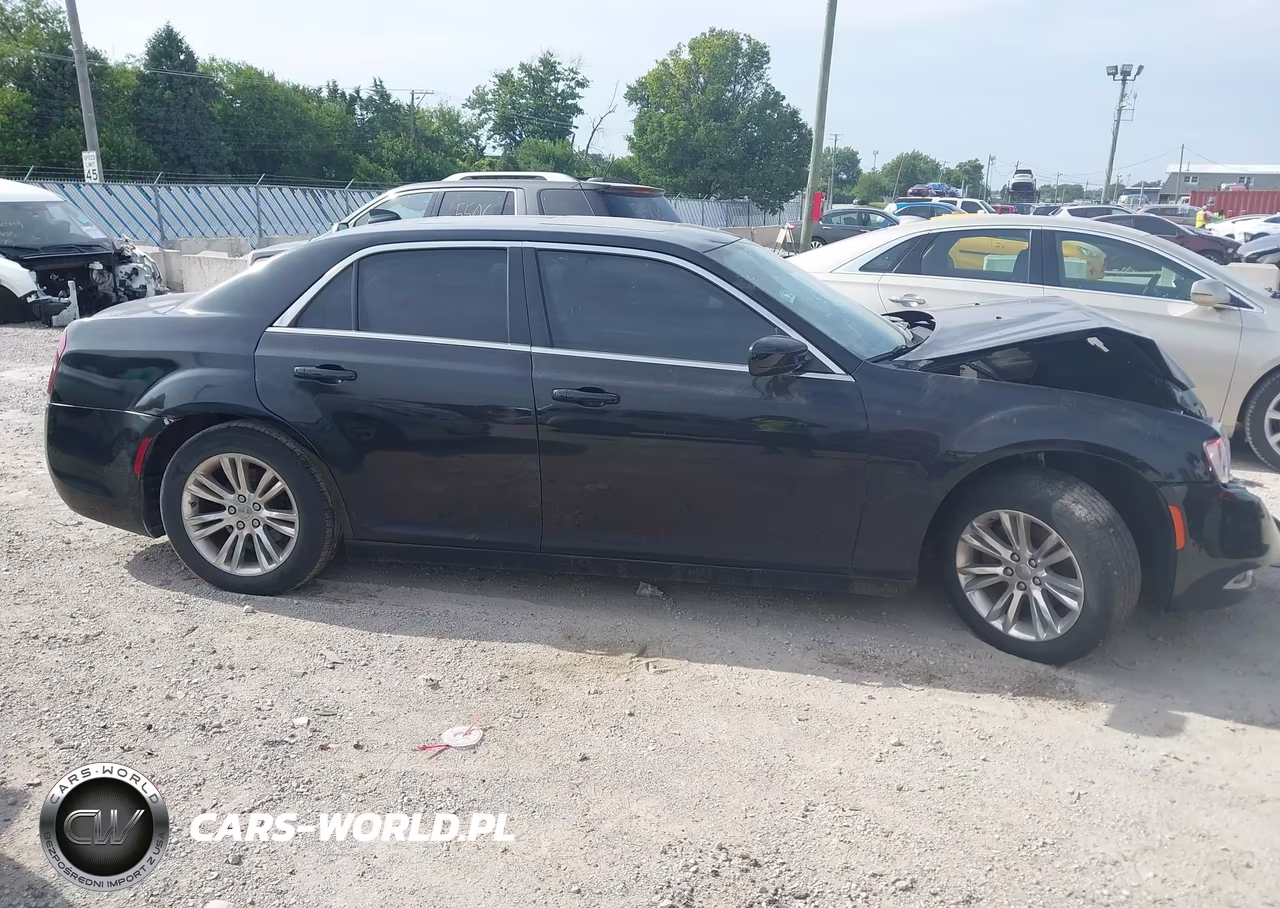 2017 Chrysler 300 Limited VIN:2C3CCAAG6HH506367 - 13