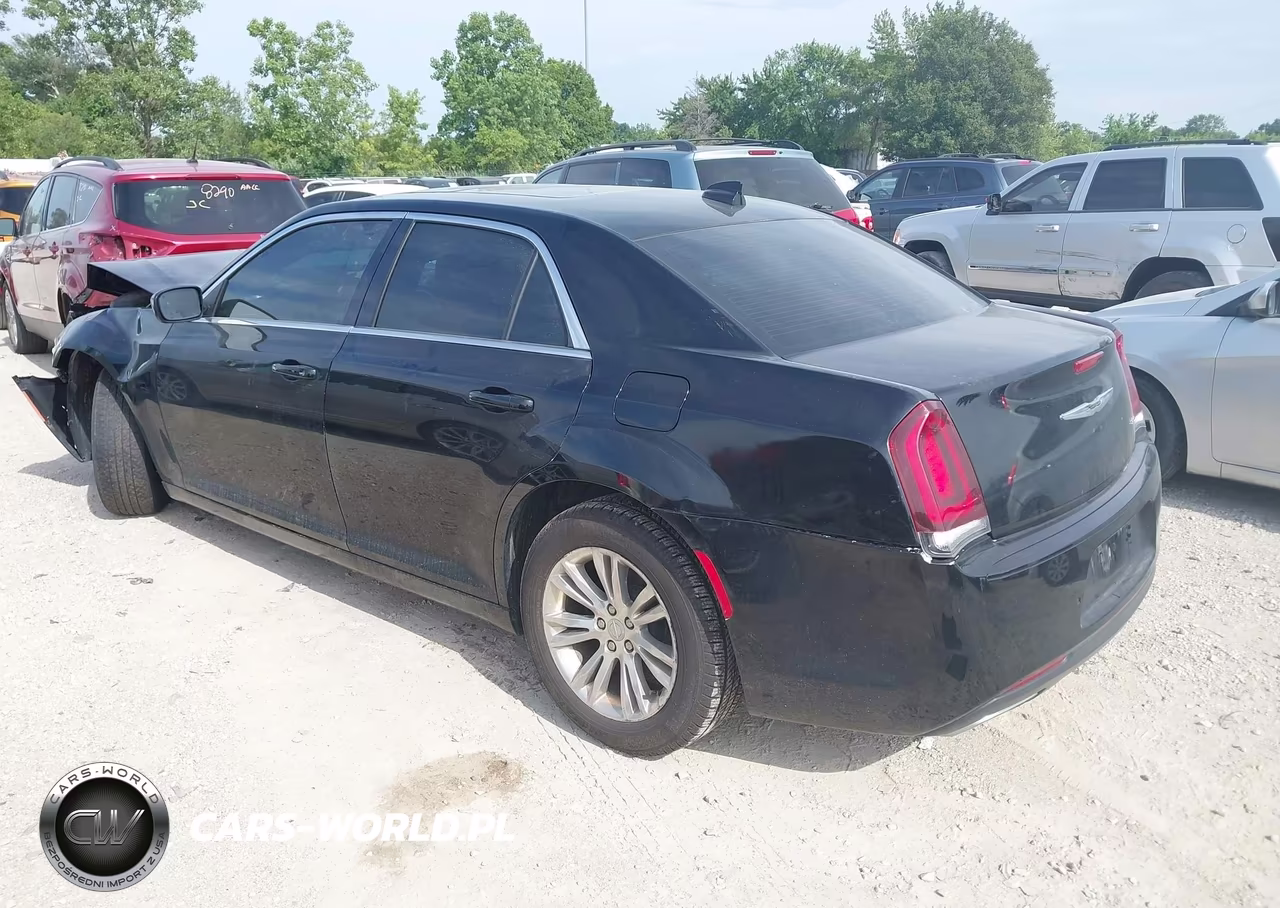 2017 Chrysler 300 Limited VIN:2C3CCAAG6HH506367 - 3