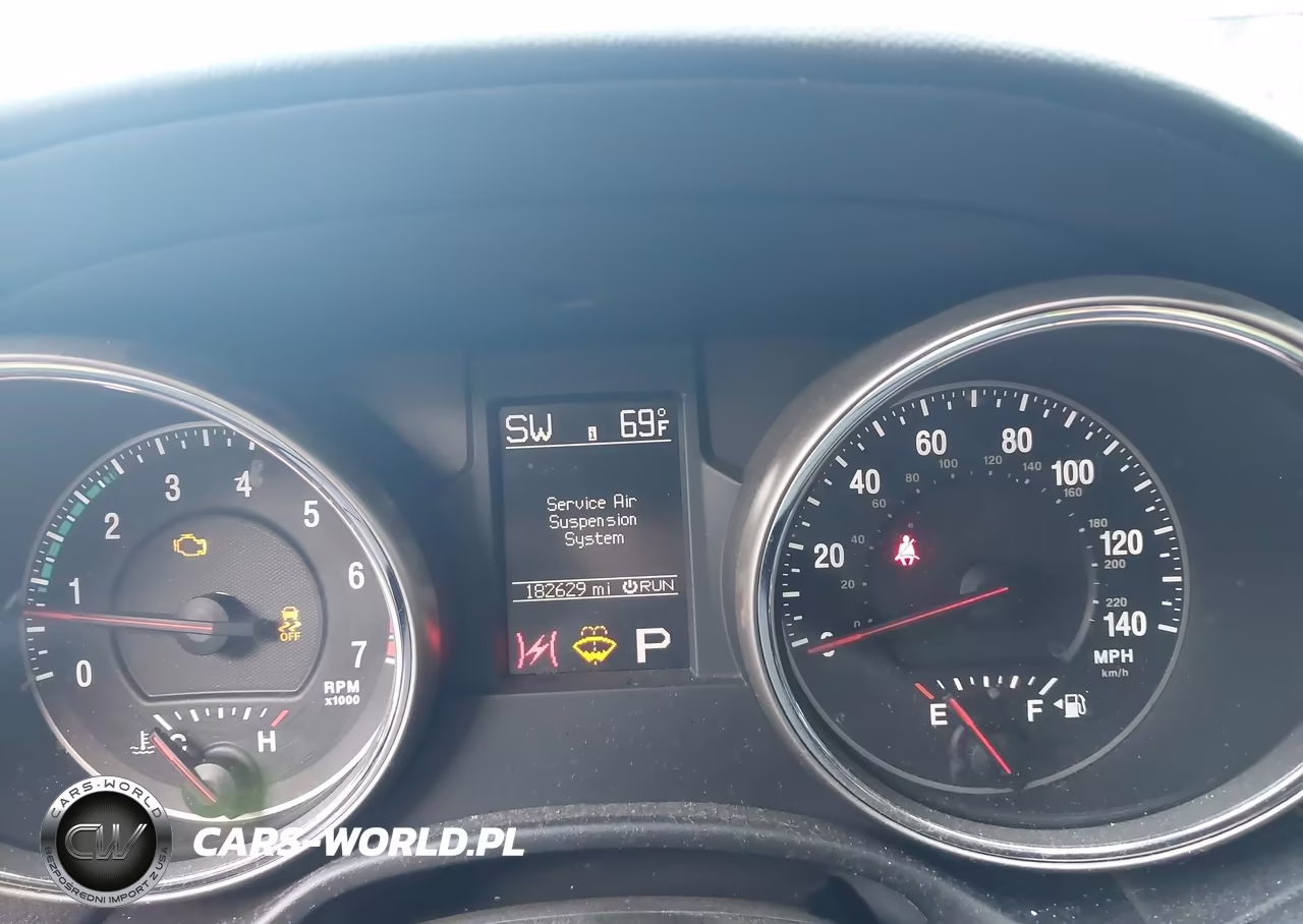2011 Jeep Grand Cherokee Overland VIN:1J4RR6GT8BC607839 - 7