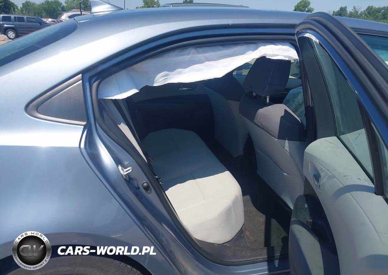 2020 Toyota Corolla Le VIN:5YFVPRAE1LP113997 - 8