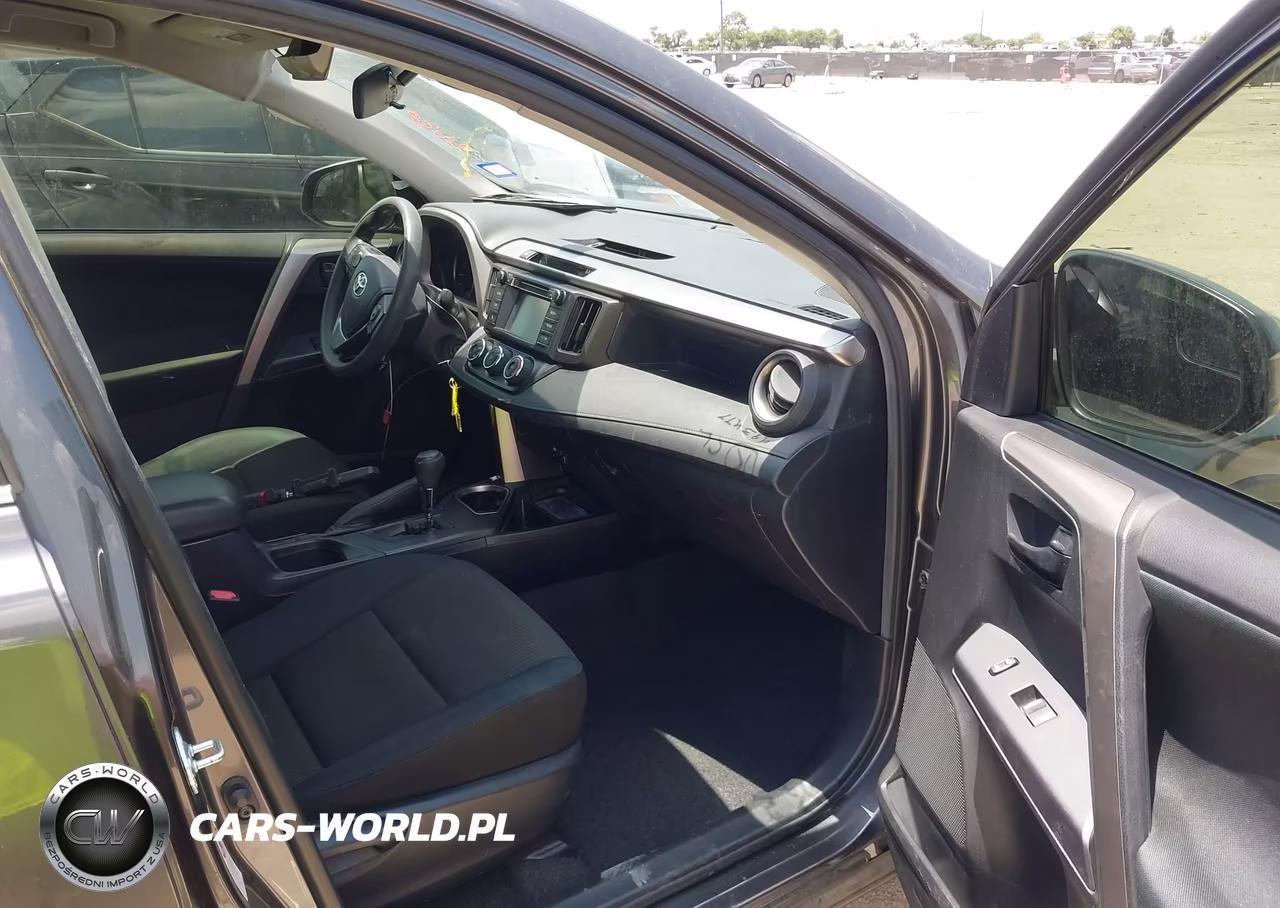 2018 Toyota Rav4 Le VIN:JTMZFREV9JJ209120 - 5