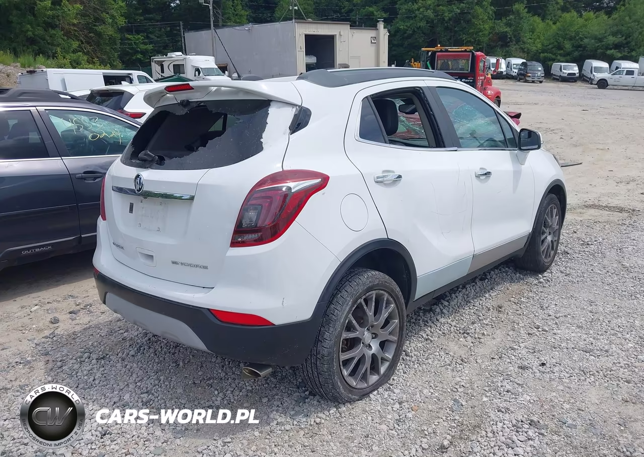 2017 Buick Encore Sport Touring VIN:KL4CJ1SB4HB023497 - 4