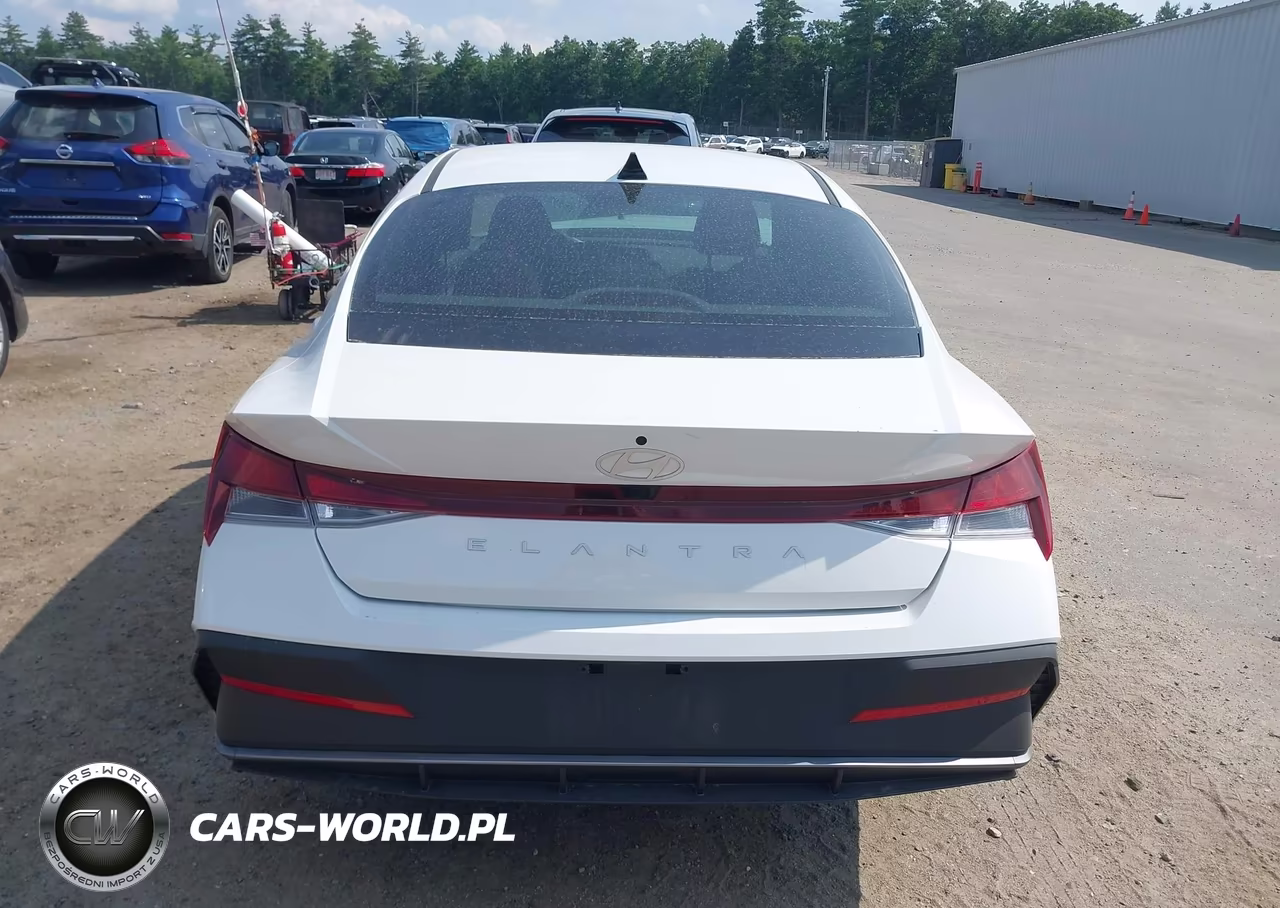 2024 Hyundai Elantra Sel VIN:KMHLM4DG3RU751806 - 17