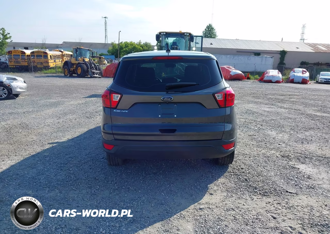 2019 Ford Escape S VIN:1FMCU0F78KUB92815 - 16