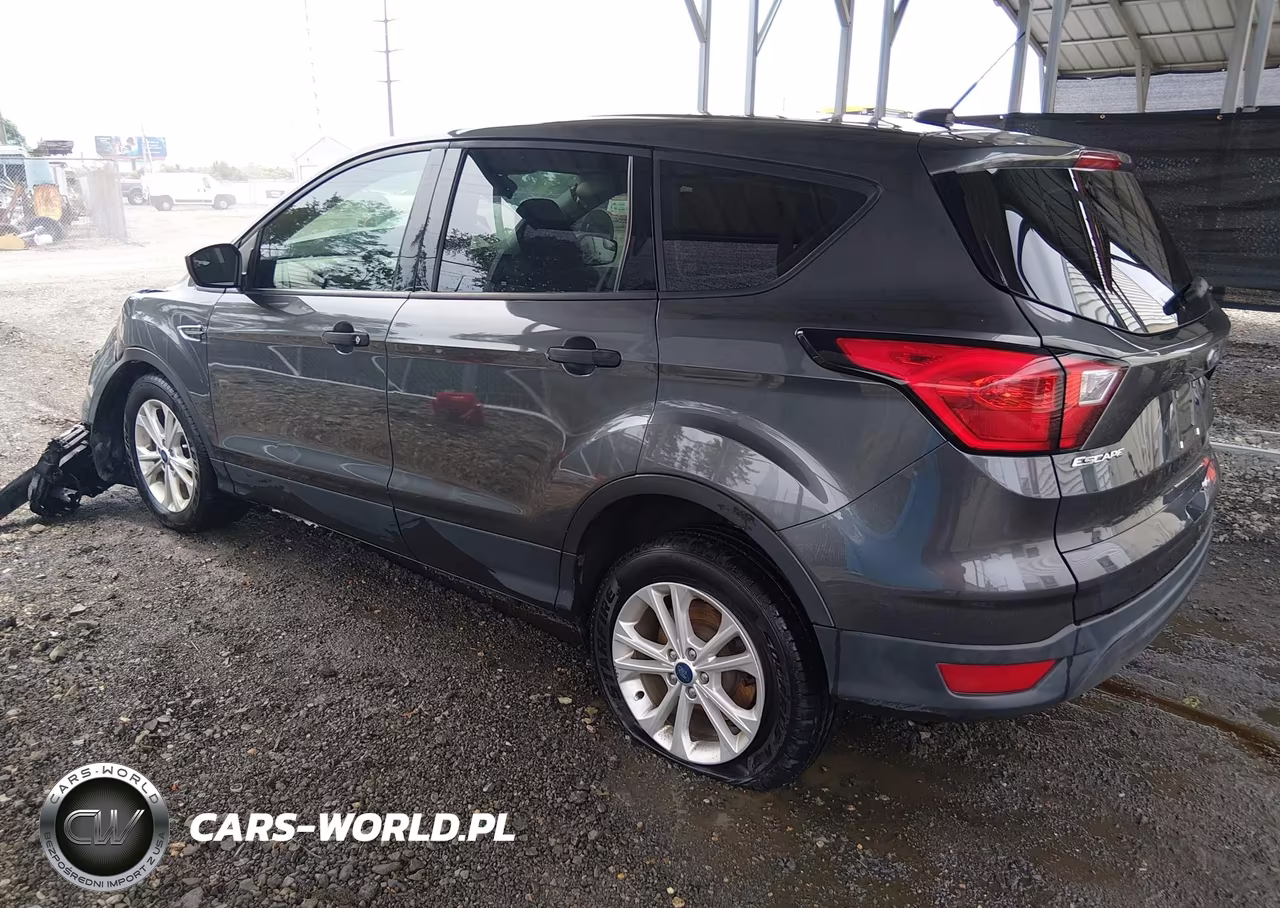 2019 Ford Escape S VIN:1FMCU0F78KUB92815 - 3