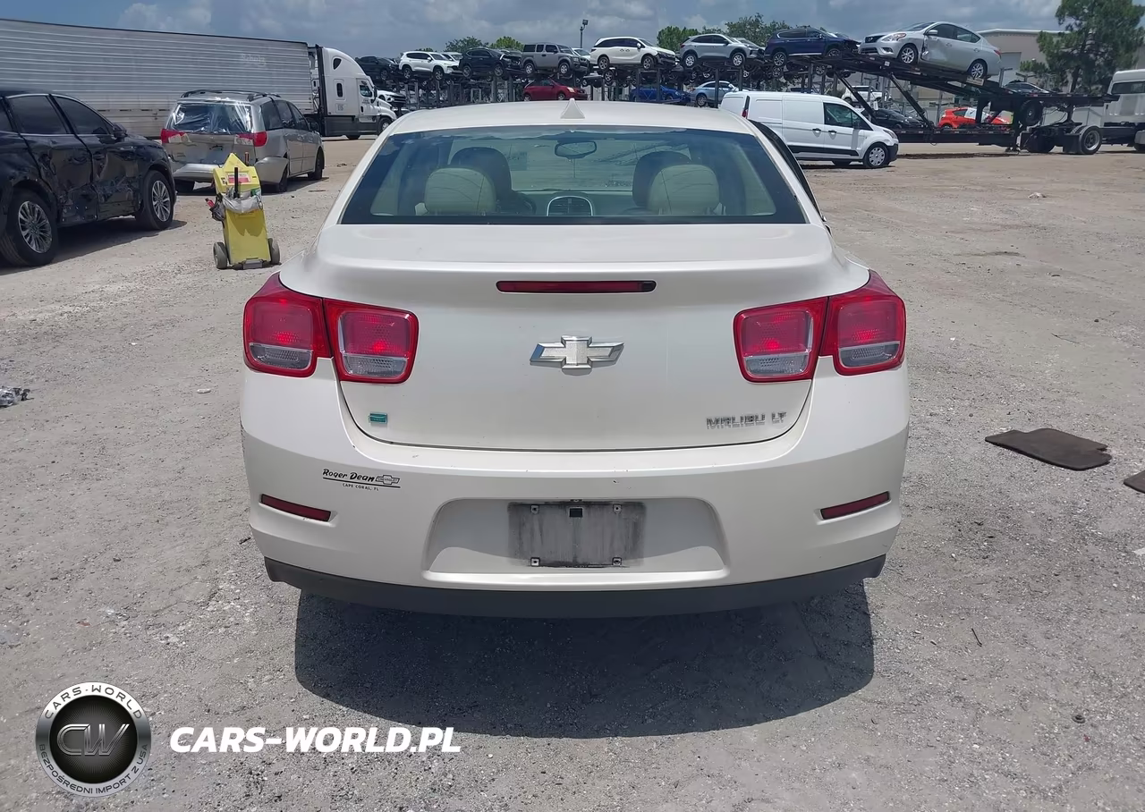 2014 Chevrolet Malibu 1Lt VIN:1G11C5SLXEF274836 - 16