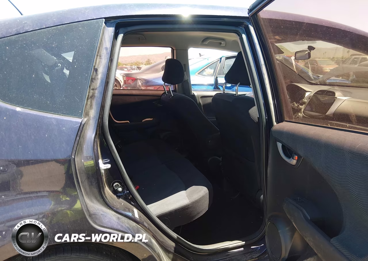 2010 Honda Fit Sport VIN:JHMGE8H43AC009912 - 8