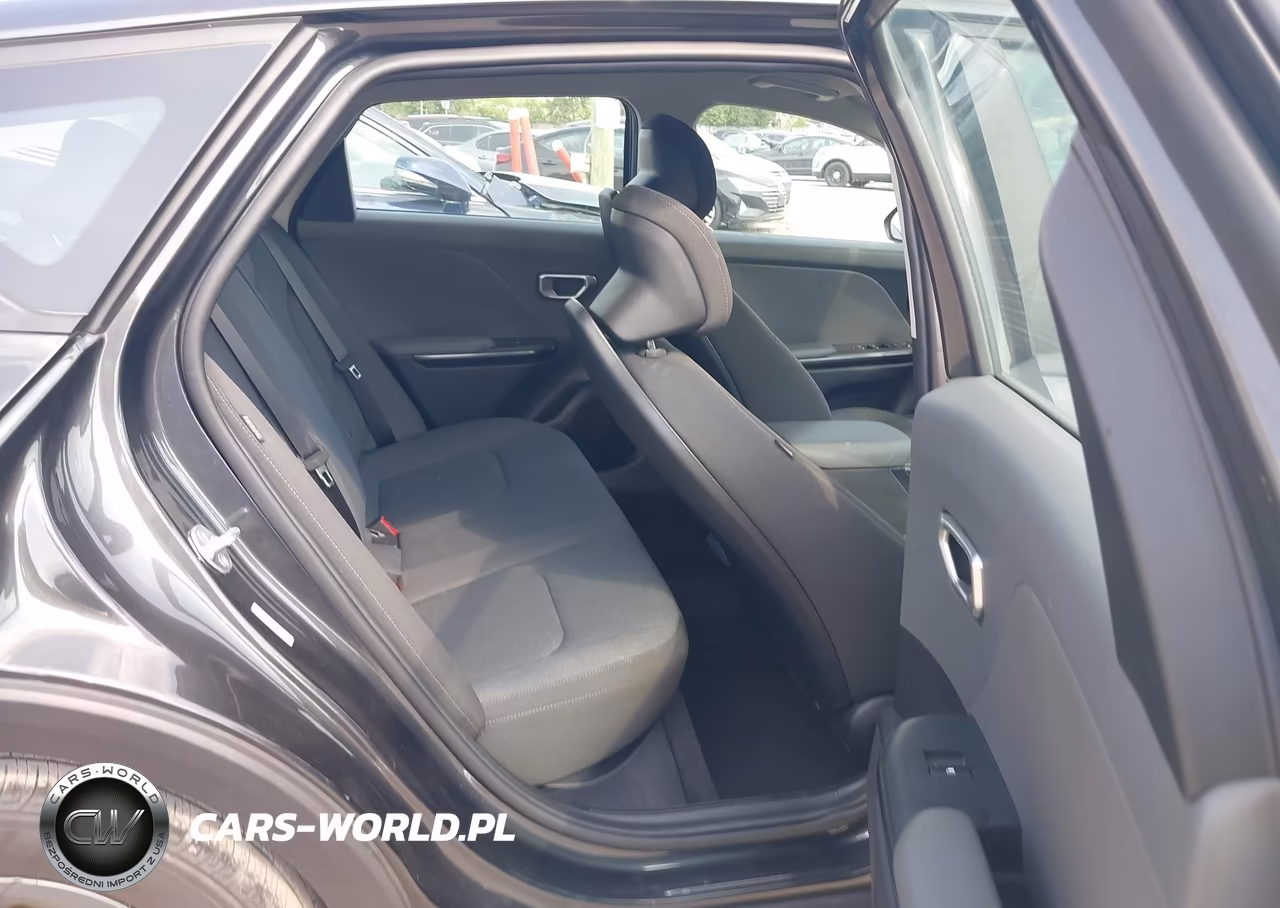 2025 Kia K4 Lxs VIN:3KPFT4DE9SE103846 - 8