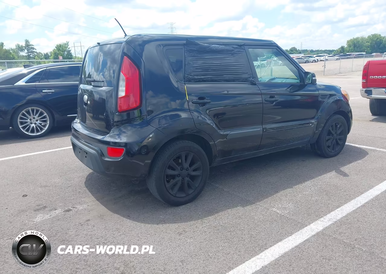 2013 Kia Soul + VIN:KNDJT2A67D7560900 - 4