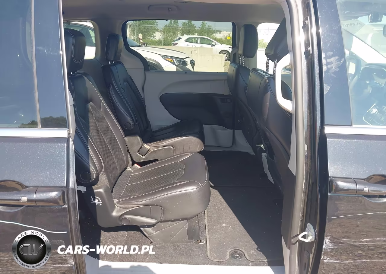 2022 Chrysler Pacifica Touring L VIN:2C4RC1BG4NR117107 - 8