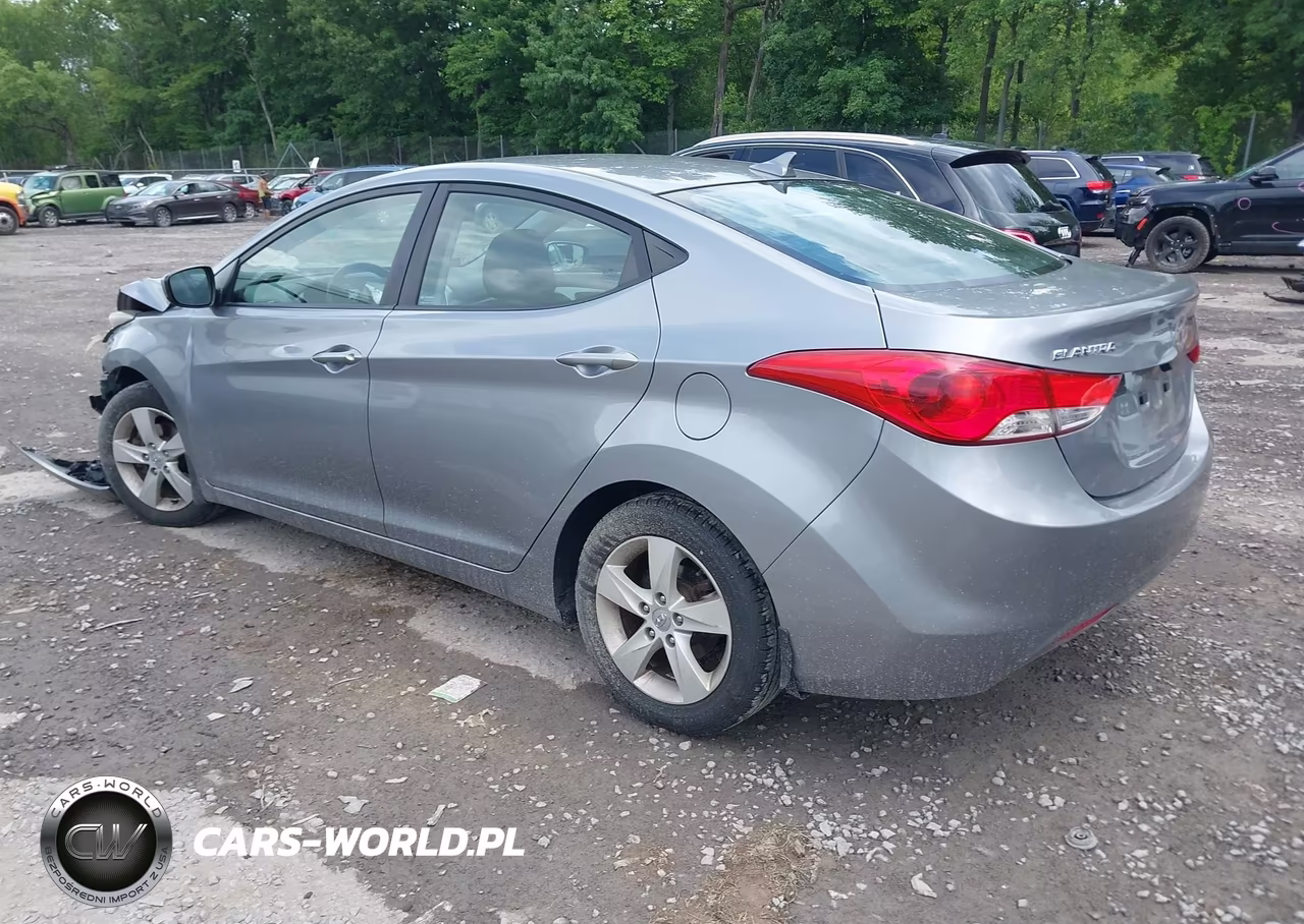 2013 Hyundai Elantra Gls VIN:KMHDH4AE5DU582232 - 3