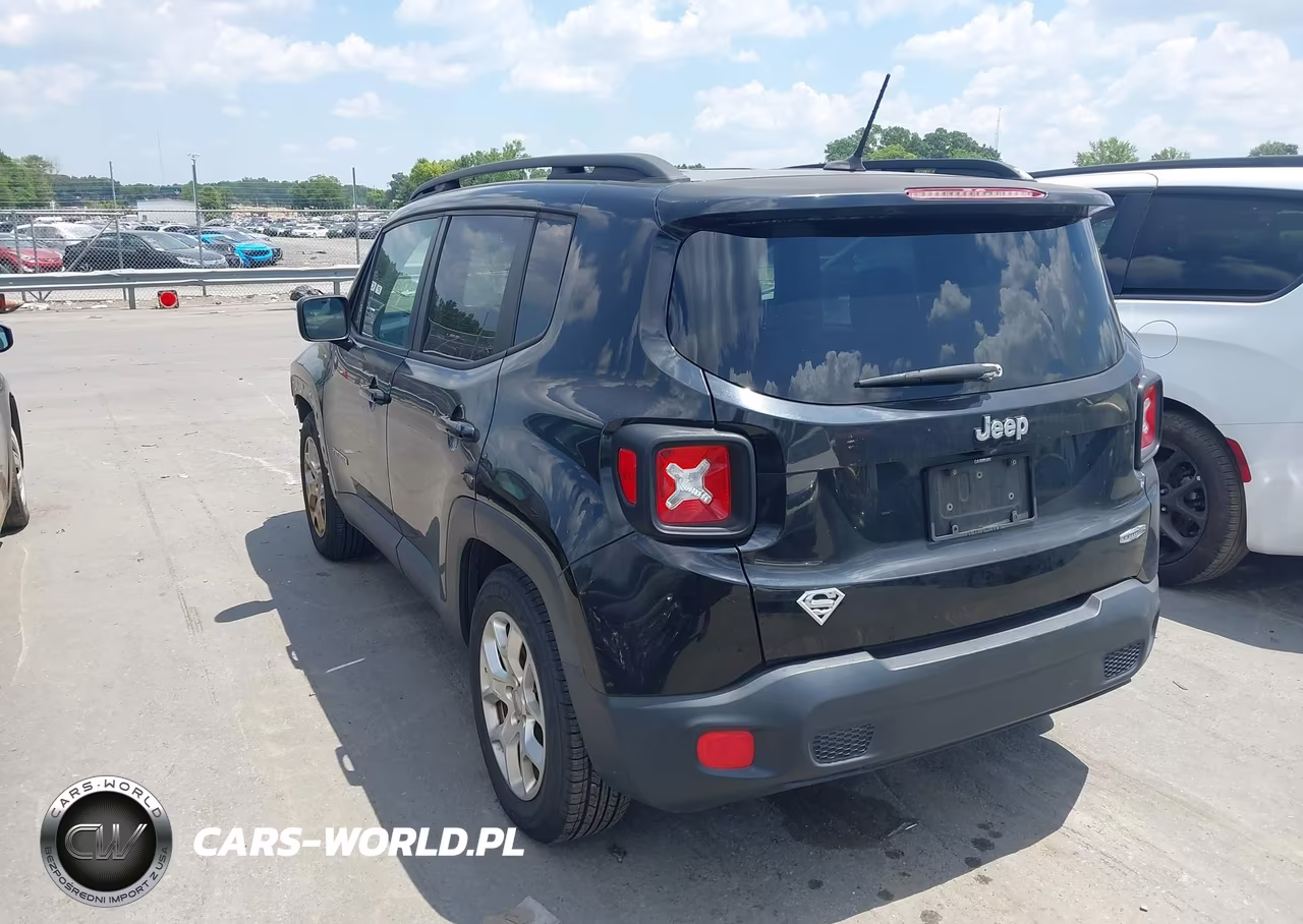 2017 Jeep Renegade Latitude VIN:ZACCJABB4HPF63105 - 3