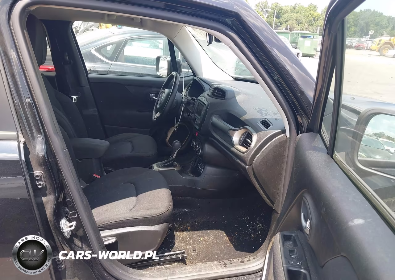 2017 Jeep Renegade Latitude VIN:ZACCJABB4HPF63105 - 5