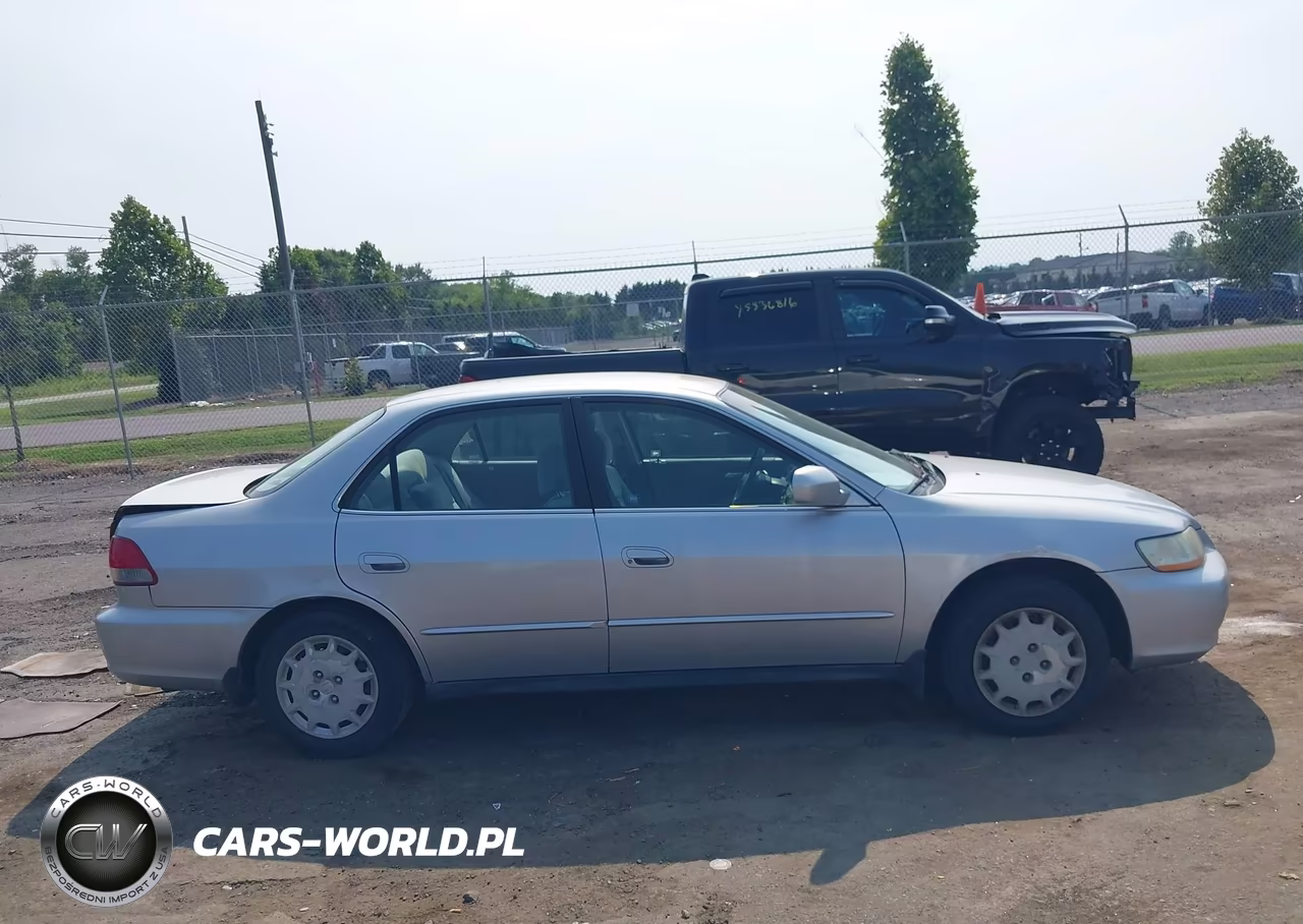 2002 Honda Accord 2.3 Lx VIN:1HGCG56482A139078 - 14