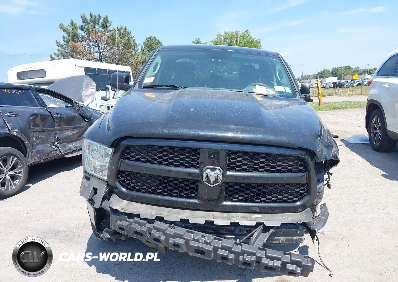 2017 Ram 1500 Express 4X4 6'4 Box VIN:1C6RR7FG2HS534666 - 13