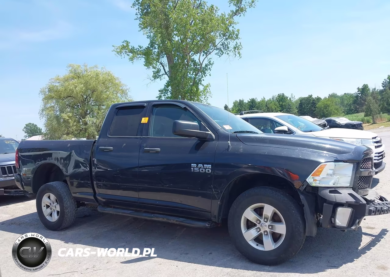 2017 Ram 1500 Express 4X4 6'4 Box VIN:1C6RR7FG2HS534666 - 14