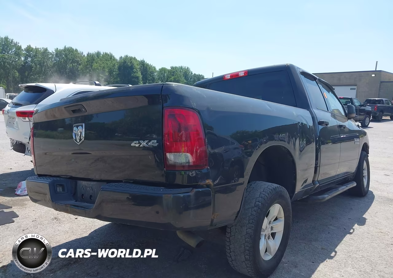 2017 Ram 1500 Express 4X4 6'4 Box VIN:1C6RR7FG2HS534666 - 4