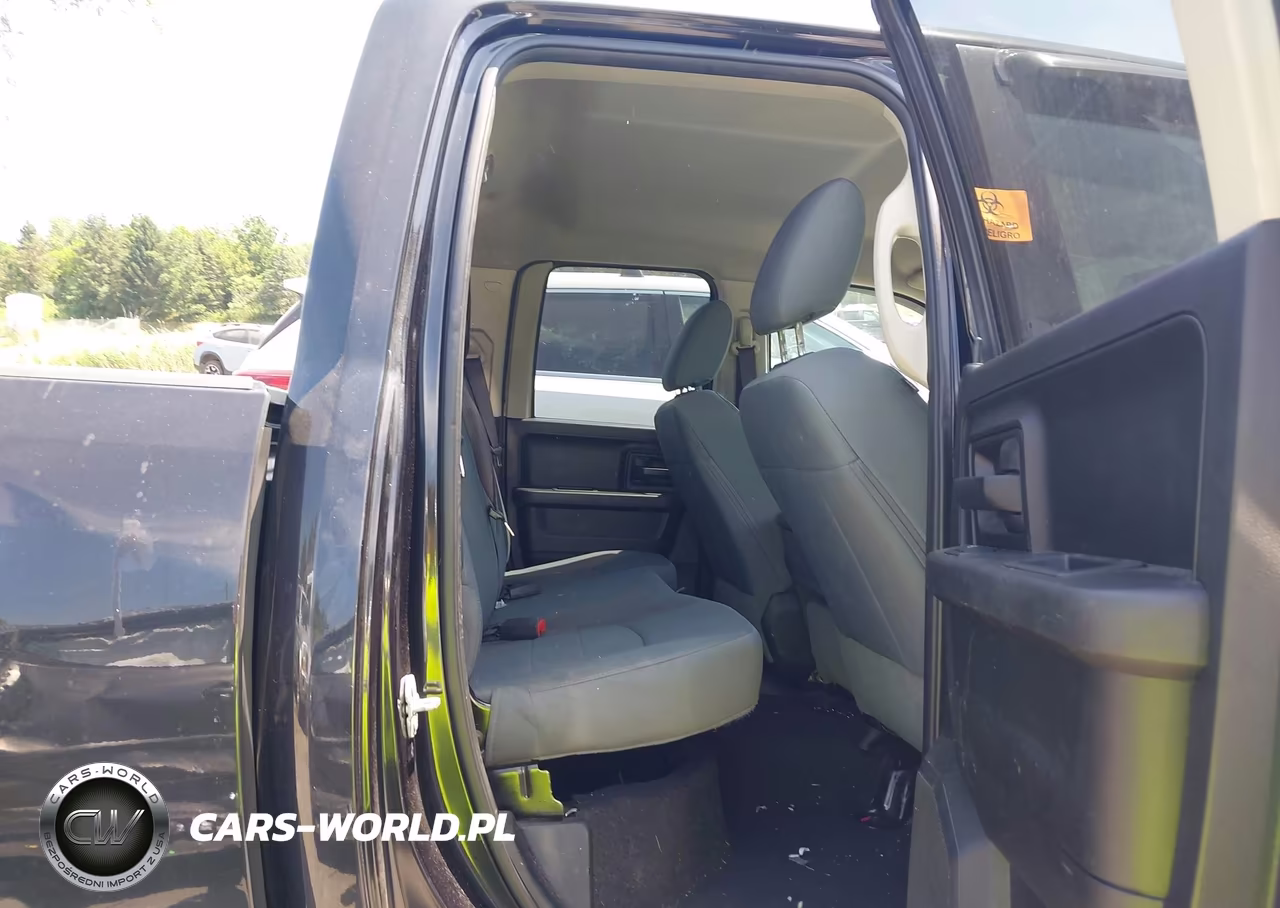 2017 Ram 1500 Express 4X4 6'4 Box VIN:1C6RR7FG2HS534666 - 8