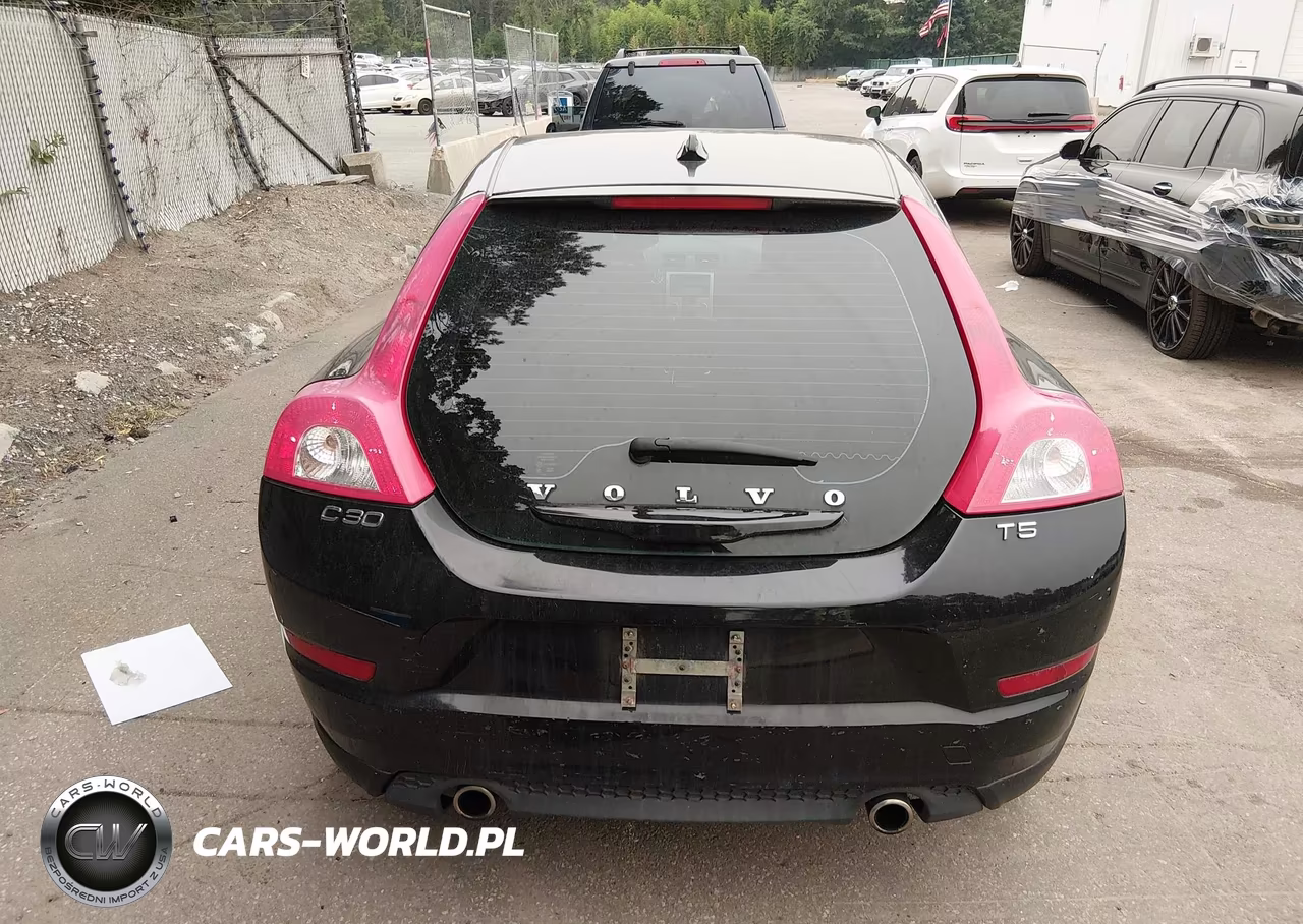 2011 Volvo C30 R-Design-T5 (Retail Only) VIN:YV1672MK9B2223703 - 16