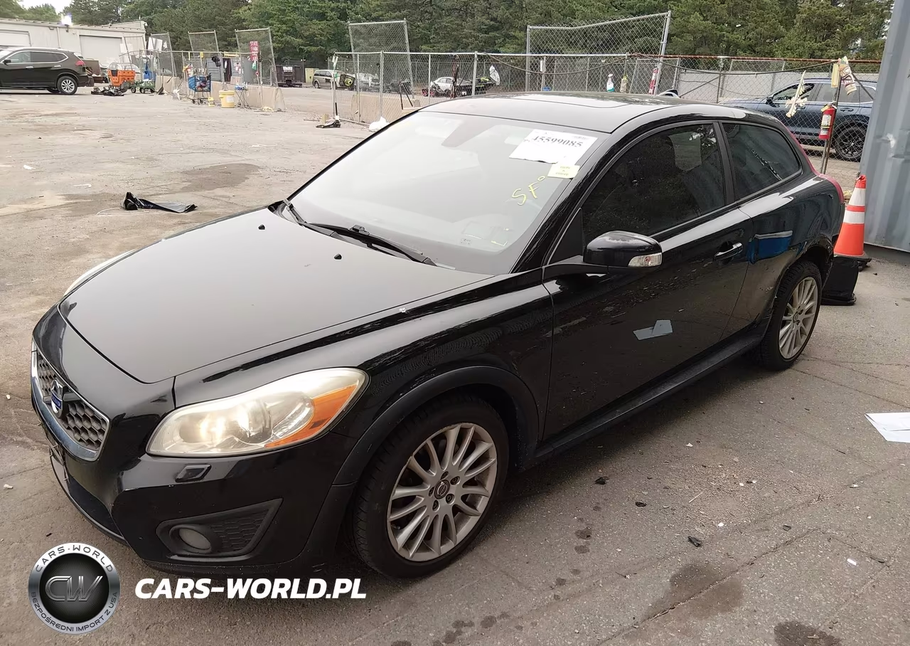 2011 Volvo C30 R-Design-T5 (Retail Only) VIN:YV1672MK9B2223703 - 2