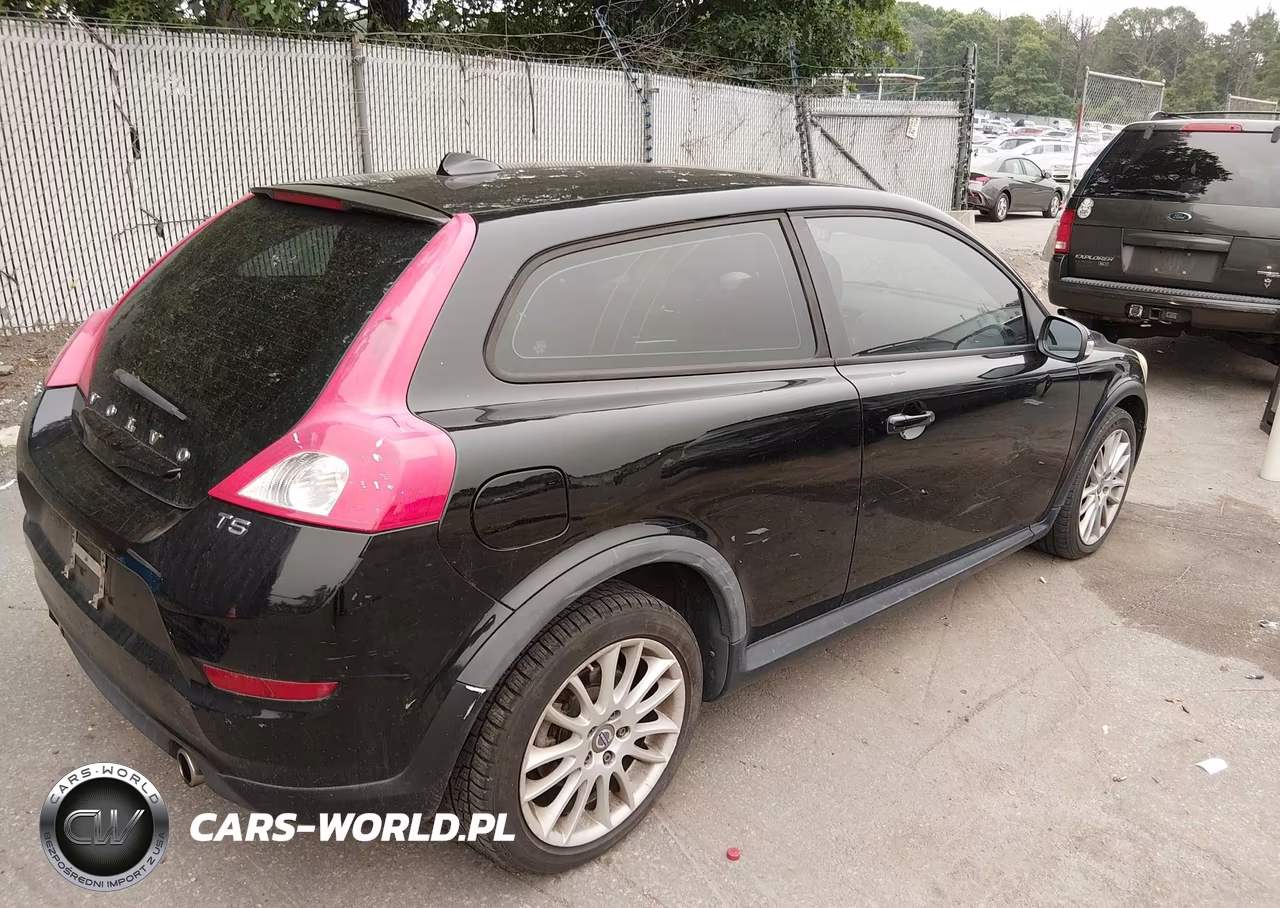 2011 Volvo C30 R-Design-T5 (Retail Only) VIN:YV1672MK9B2223703 - 4