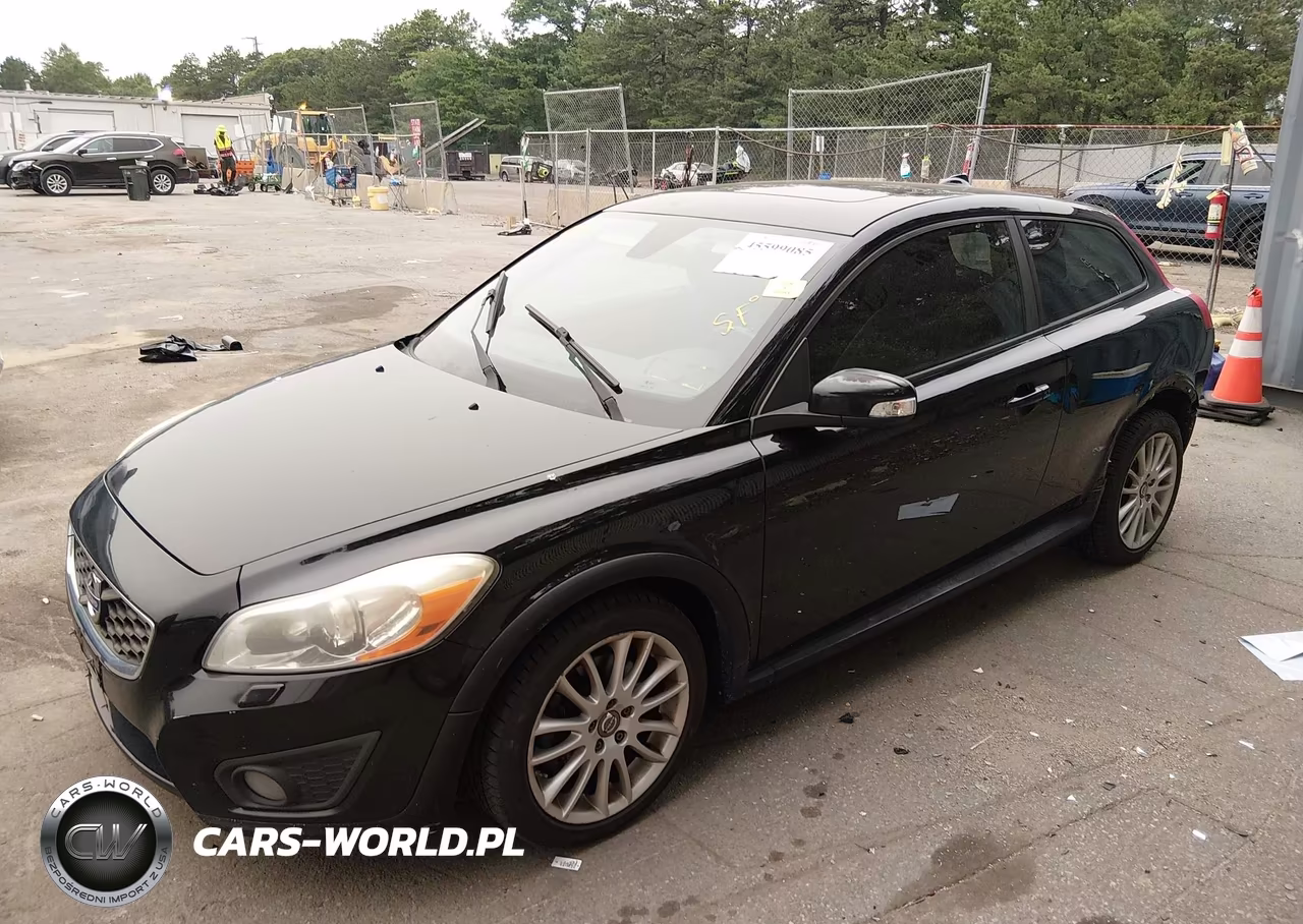 2011 Volvo C30 R-Design-T5 (Retail Only) VIN:YV1672MK9B2223703 - 6