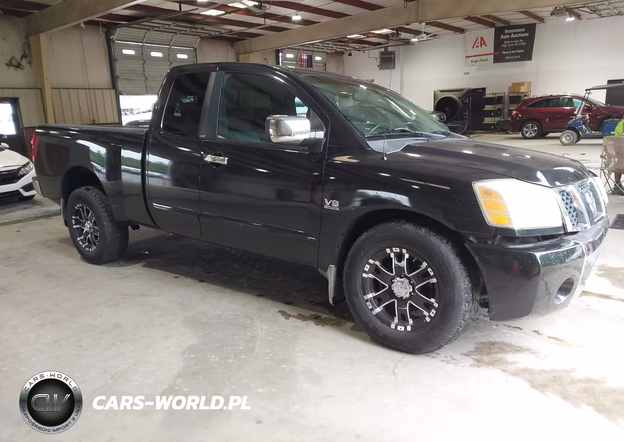2004 Nissan Titan Se