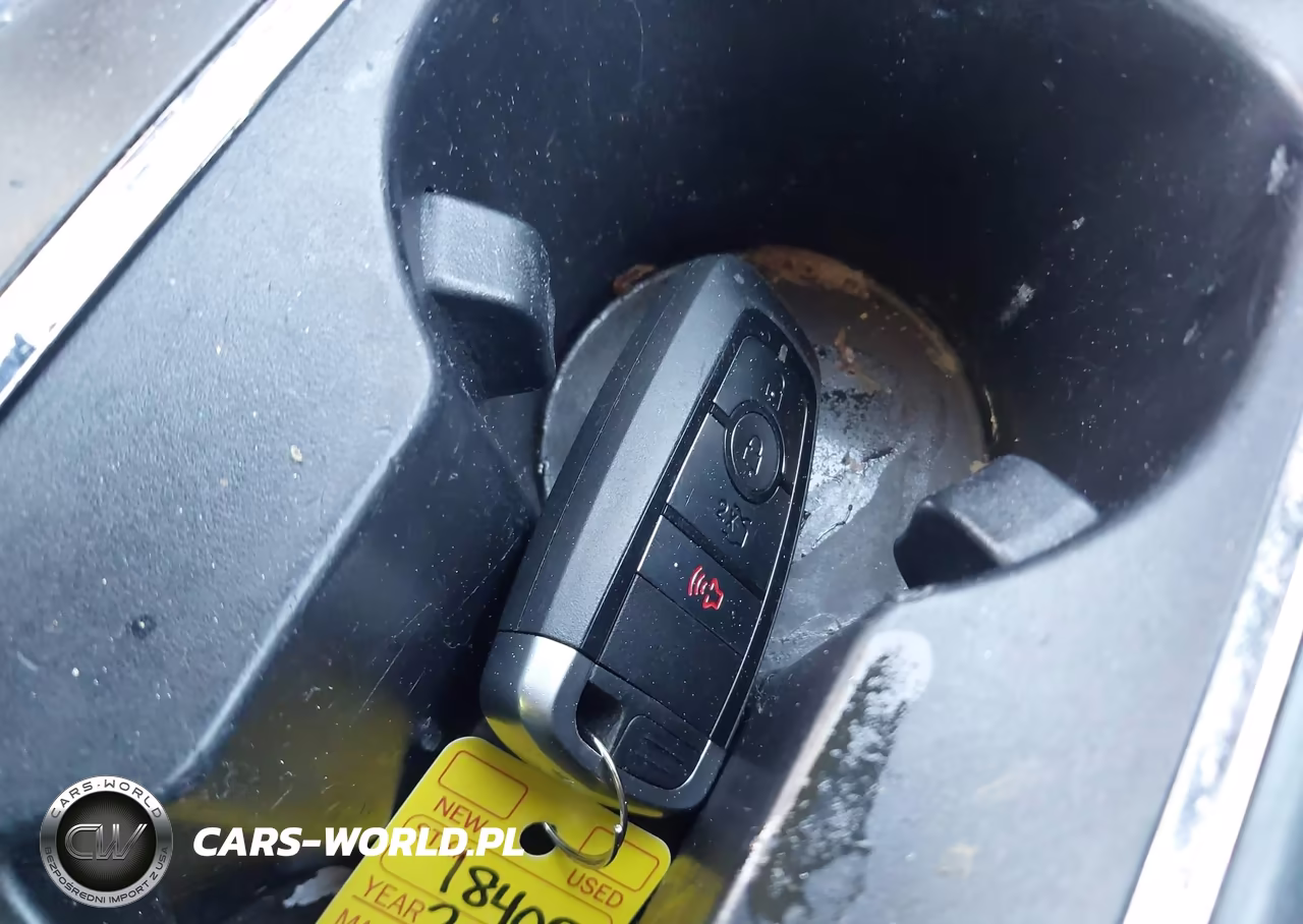 2018 Ford Fusion Se VIN:3FA6P0HD9JR195679 - 11