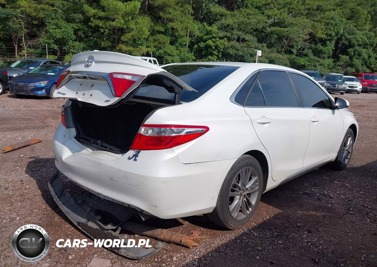 2017 Toyota Camry Se VIN:4T1BF1FK8HU299419 - 4