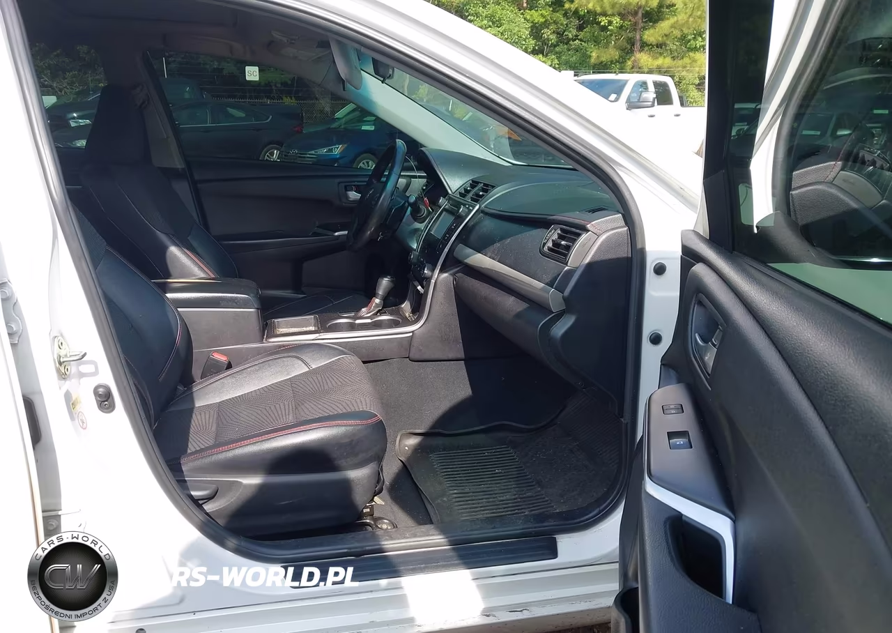 2017 Toyota Camry Se VIN:4T1BF1FK8HU299419 - 5