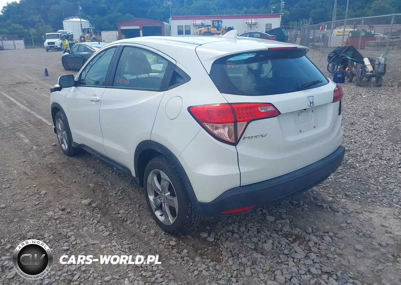 2018 Honda Hr-V Lx VIN:3CZRU6H35JM722828 - 3