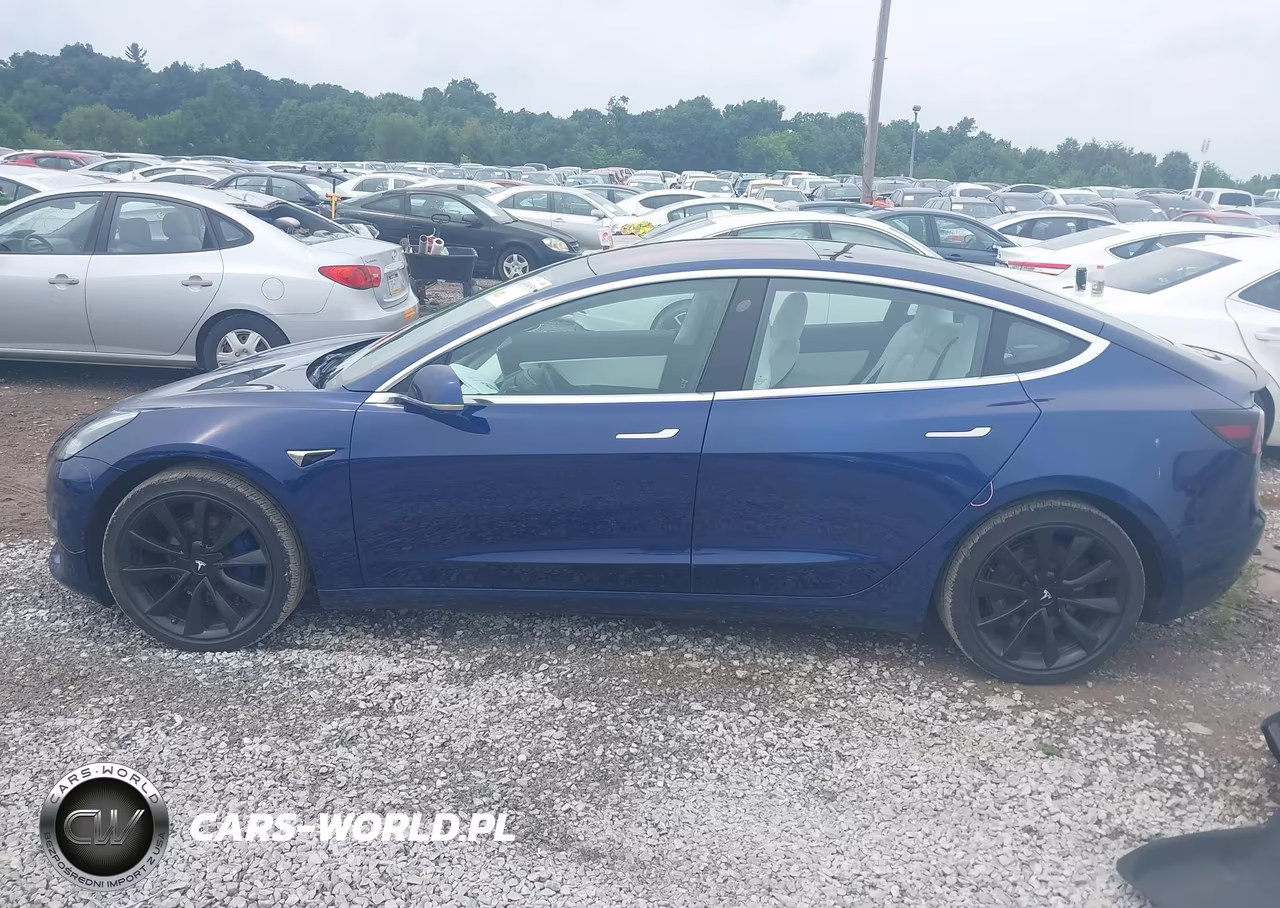 2018 Tesla Model 3 Long Range-Performance VIN:5YJ3E1EB2JF056121 - 13