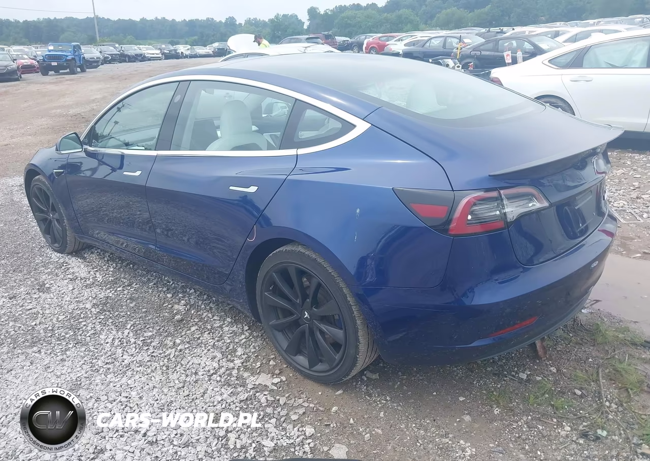 2018 Tesla Model 3 Long Range-Performance VIN:5YJ3E1EB2JF056121 - 3